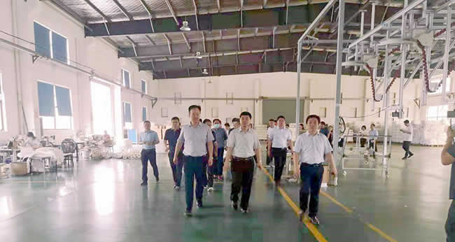 1624950282737.jpg 新聞=縣人大來我司調(diào)研經(jīng)濟(jì)發(fā)展運行情況01.jpg
